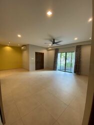 Gold Coast Condo (D5), Condominium #475763711
